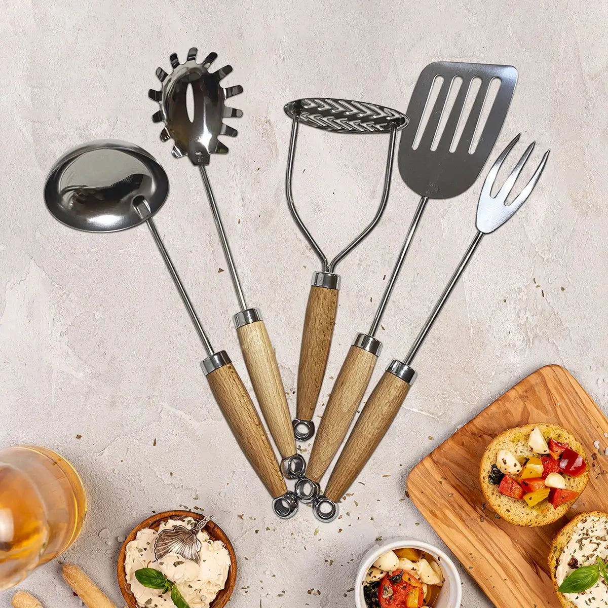 Kitchen Utensil Set - The Perfect Blend of Nature and Craft