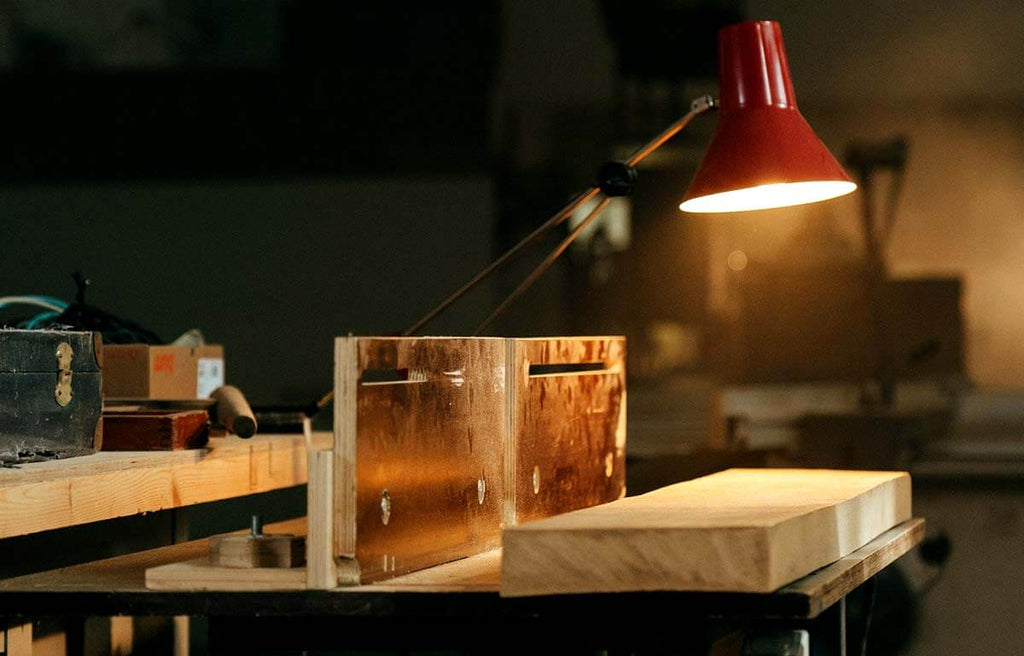 Here are some tips on how to choose handcrafted wooden products