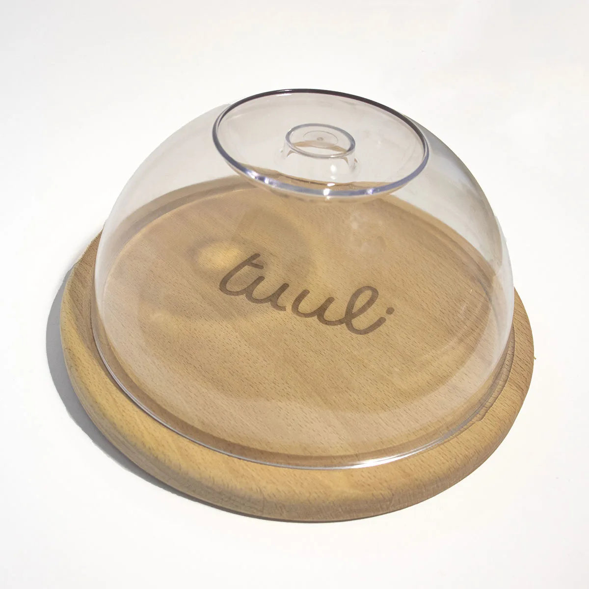 Personalized round beech wood cutting board with lid and juice channel for elegant kitchen use